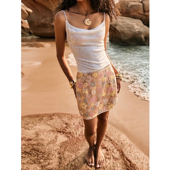 White Cami Top Clear Sequins On Mesh Open Draped Back, Adjustable Ties - Picture 8 of 11